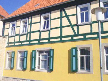 Fenster, Türen und Tore aus Holz der Tischlerei Frank Andres aus Oschersleben / Hordorf